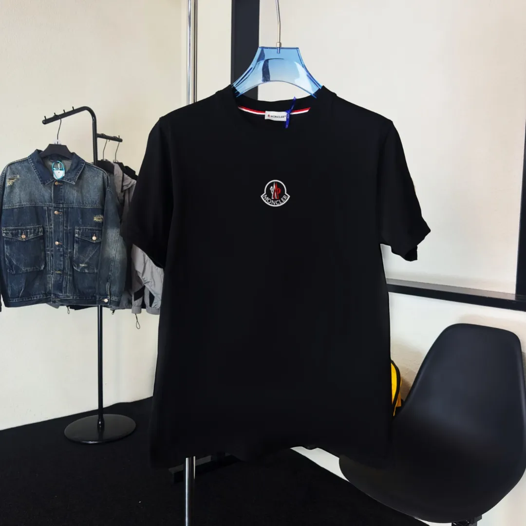 《 ~NFC ~ 》《Moncler~ 》2025New Arrival Quality T , Versatile Quality ！ ‼ 32 250G ‼ ， ， ， ， T 🤪 Sizes：S-M-L-XL-2XL ：Black，White， Same Style